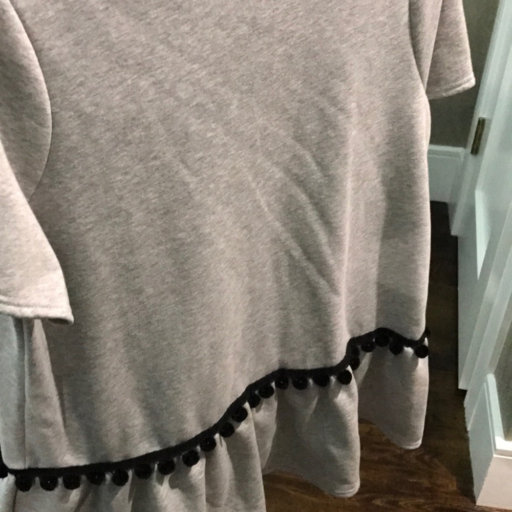 Dress - Picture 3 of 3